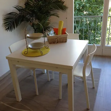 Equipe A 9mn A Pied Du Centre Et De La דירה ניס