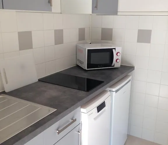 Studio Equipe A 9Mn A Pied Du Centre Ville Et De La Plage *